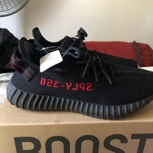 Yeezy boost 350v2
